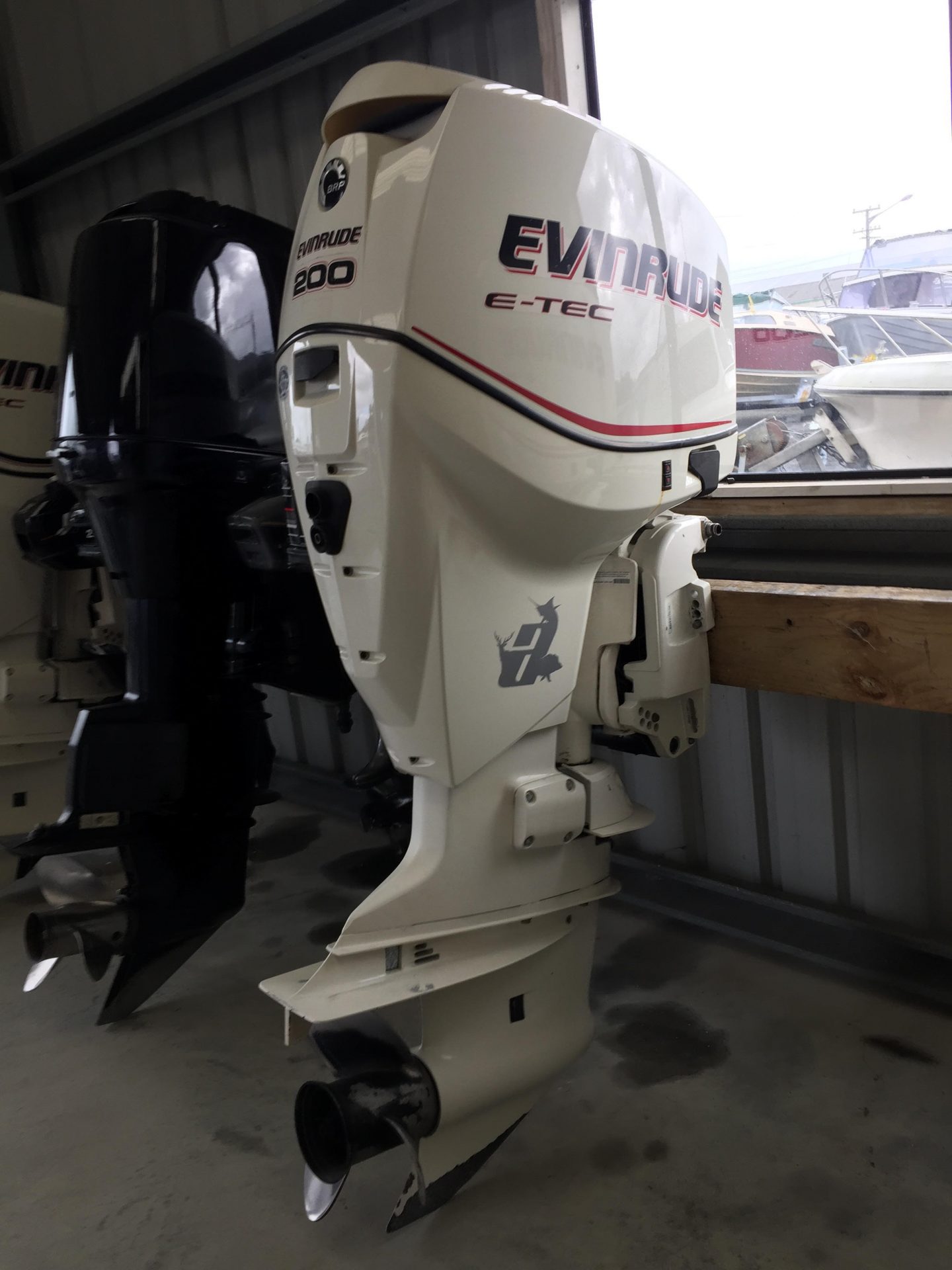 Evinrude ETEC 200hp 2007 Peninsula Marine Ltd.